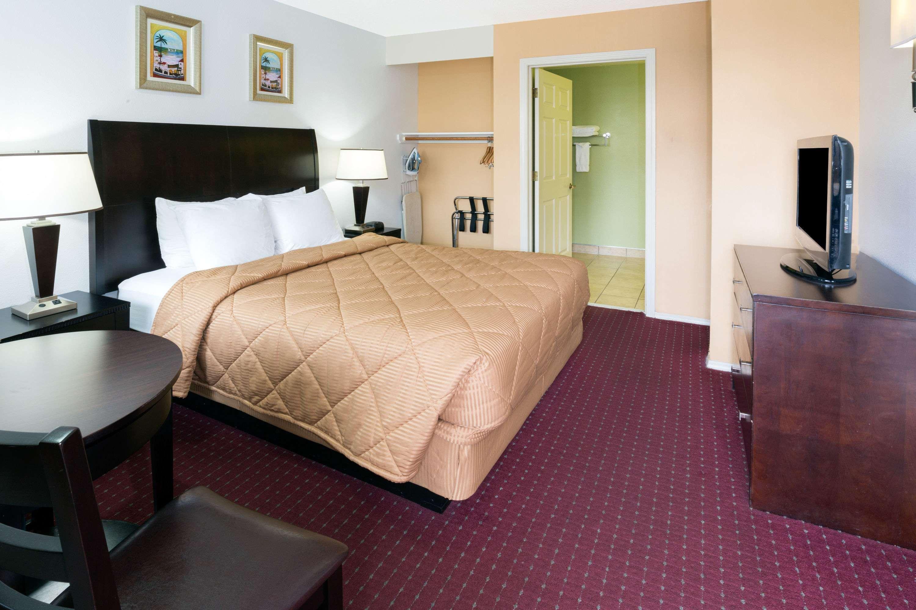 Days Inn By Wyndham Newport Or Εξωτερικό φωτογραφία